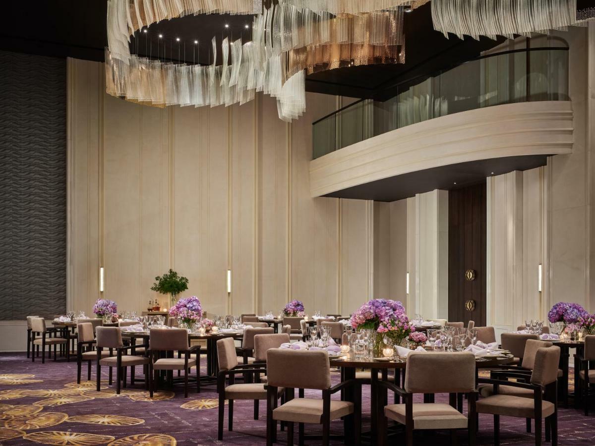 Rosewood Bangkok Hotel Bagian luar foto